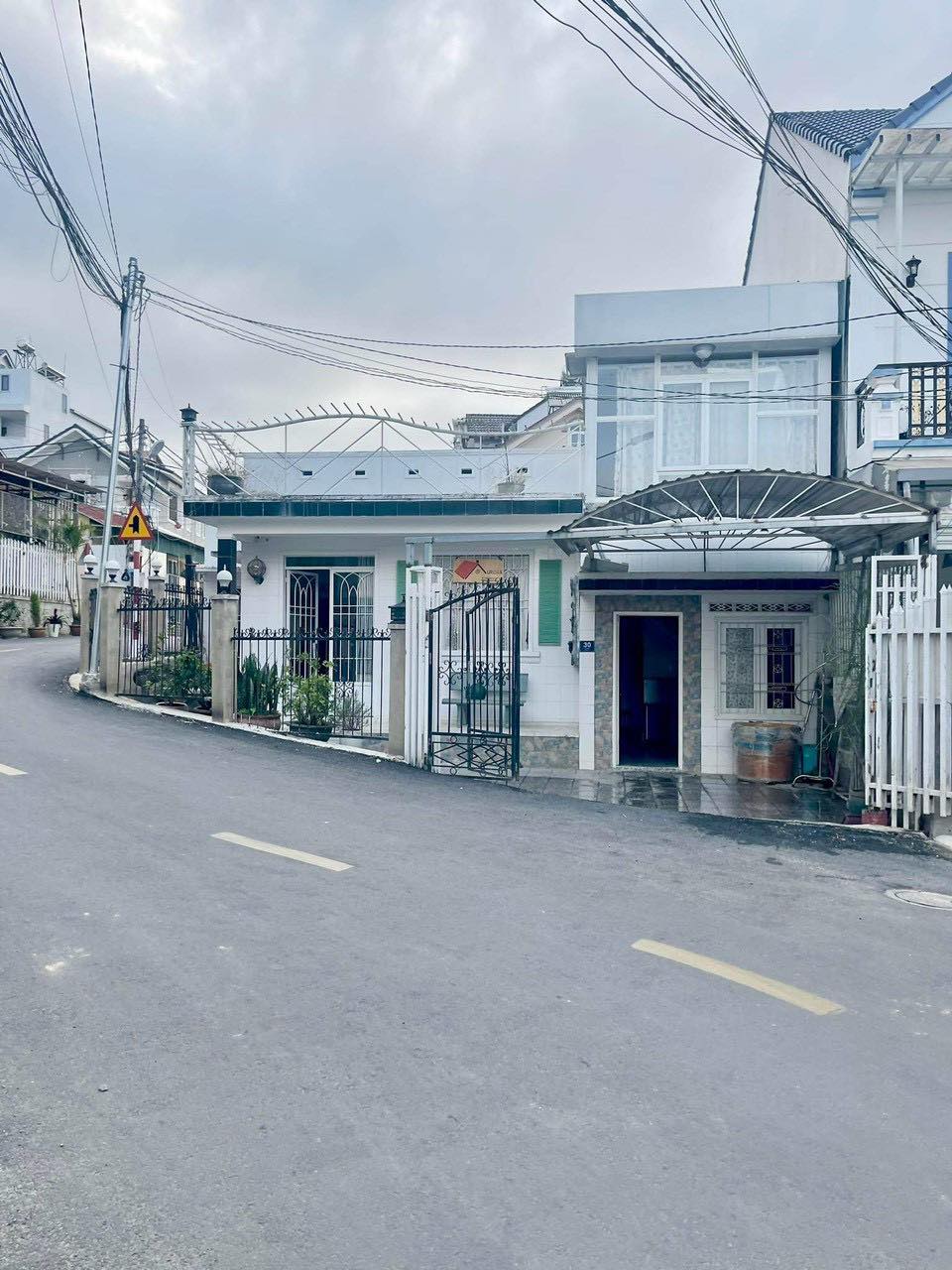 Bán nhà gốc 2 mặt tiền đường Đa Minh - P5 – TP. Đà Lạt