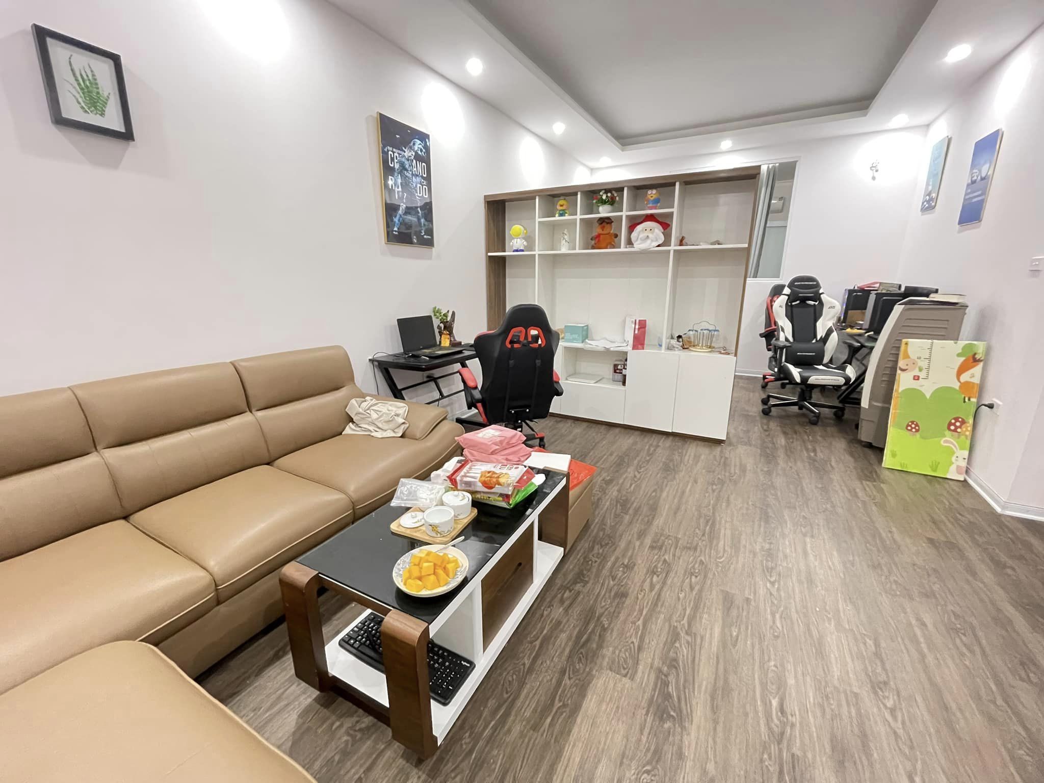 Tập thể Trường Đảng Nguyễn Phong Sắc 75m 3PN, Nhà đẹp, Tòa mới, 3.050 tỷ