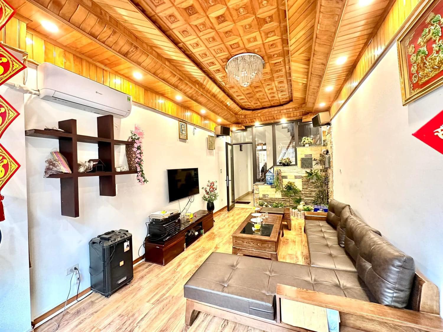 Bán nhà Phân Lô Phố 8/3,DT 42m x 5 tầng,ngõ 2 ô tô tránh,giá 10.3 tỷ