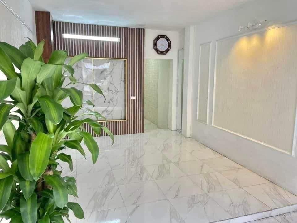 Tầng 1 TT Vĩnh Hồ 60m 2PN, KD nhỏ, view thoáng, 2.8 tỷ