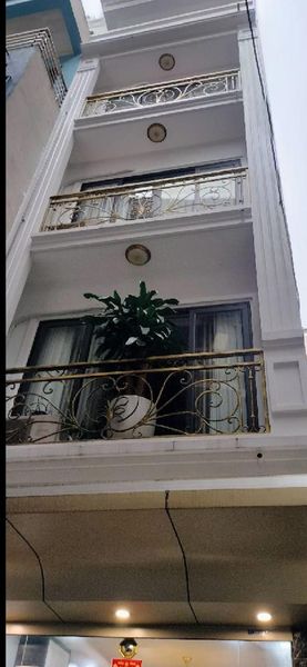 Bán NHÀ SiÊU đẹp Quận ủy Bắc Từ liêm 56m2 - 5T -5.6 tỷ Ô tô vào