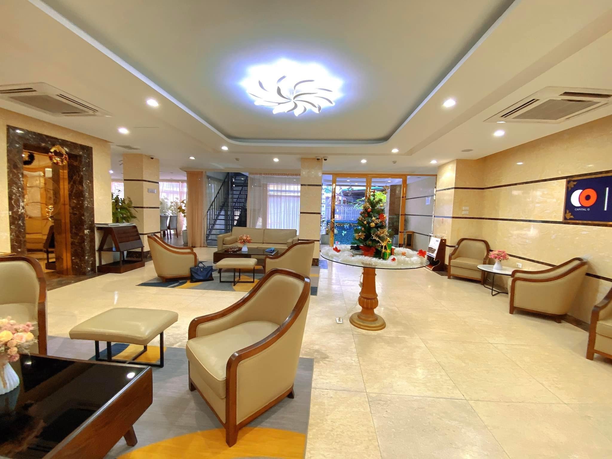 Bán Khách Sạn 11 Tầng Mã Mây 160M2 Mặt Tiền 7.5M 165 Tỷ - 35Phòng Spa + Nhà Hàng