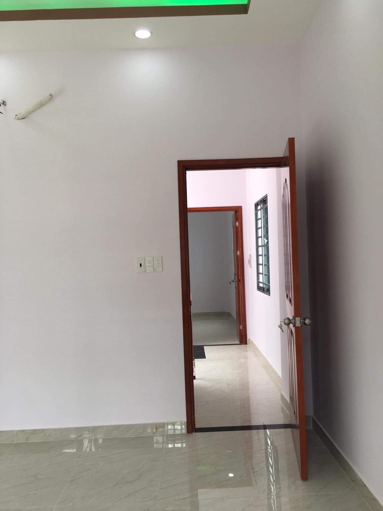 SÁT MẶT TIỀN CON ĐƯỜNG KINH DOANH VẢI NỔI TIẾNG SÀI GÒN - NHÀ MỚI VÀO Ở NGAY - SỔ ĐẸP, HC ĐỦ, LÔ GÓC KO LỘ GIỚI, KO QUI