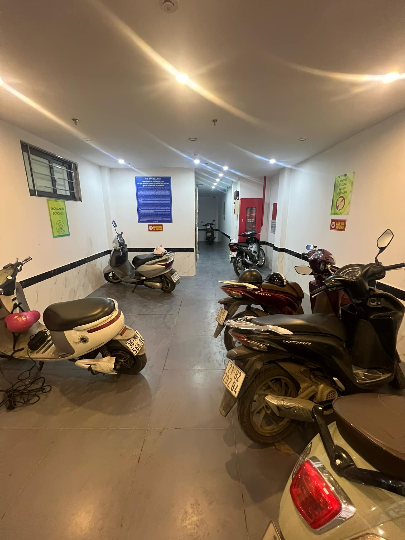 HOT CỰC HOT - CĂN HỘ DỊCH VỤ 7 TẦNG THANG MÁY - LÔ GÓC - 16 PHÒNG KHÉP KÍN FULL ĐỒ -SẦM UẤT BẬC NHẤT, NHU CẦU THUÊ CỰC CAO -NGÕ 3 GÁC THÔNG, CÁCH Ô TÔ 15M.