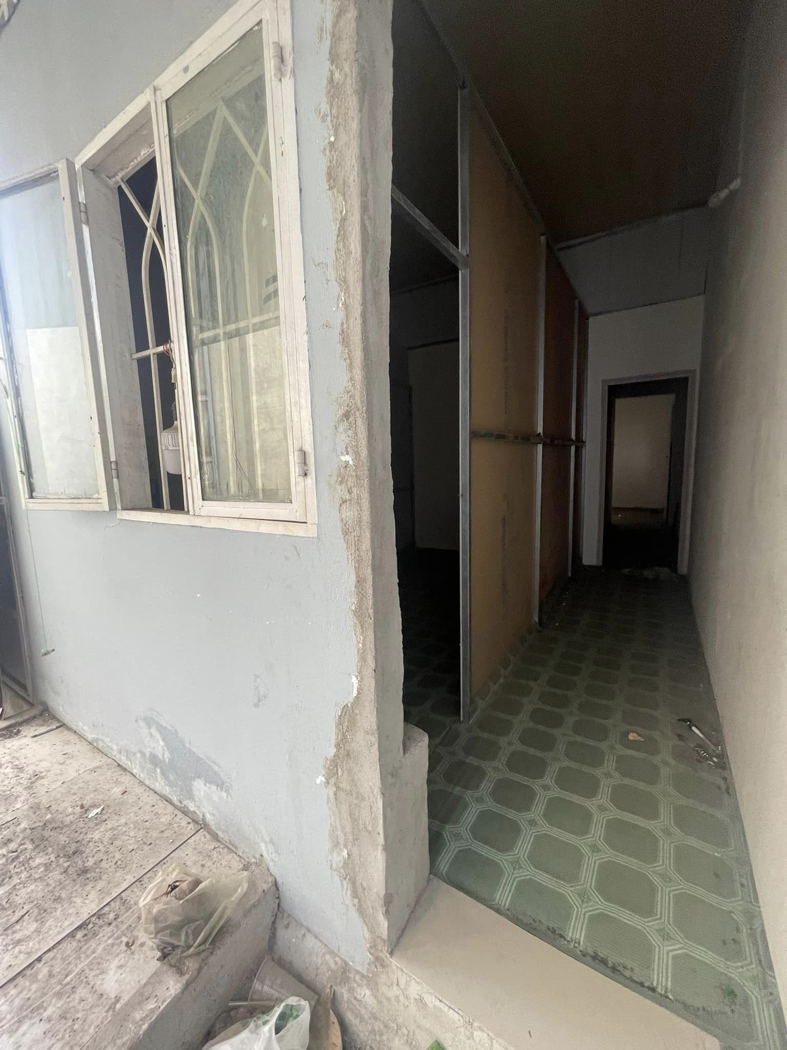 TÂN BÌNH - NHÀ CŨ TIỆN XÂY MỚI - HẺM 4M - NHÀ 2 TẦNG - 51M2 - GIÁ 5.8 TỶ