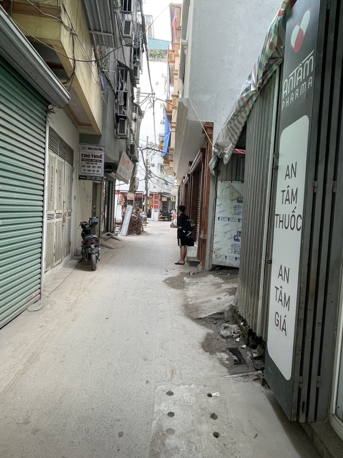 CHÍNH CHỦ CẦN BÁN MẢNH ĐẤT PHỐ PHẠM VĂN ĐỒNG QUẬN CẦU GIẤY 60 m2 MT RỘNG NHỈNH 8 TỶ Ô TÔ KD ĐỈNH