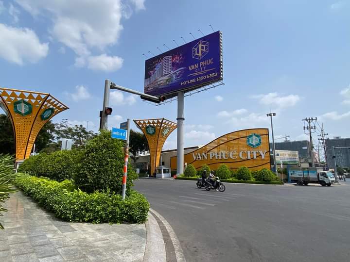 Nhỉnh nhẹ 4tỷ 68m2 ,SHR CHÍNH CHỦ + Hoàn Công Vạn Phúc CITY