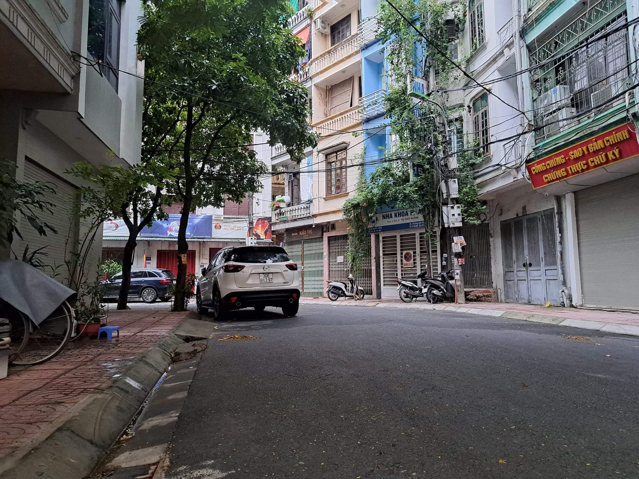 Siêu phẩm rất đẹp 2 mặt ngõ ô tô đỗ tránh nhà , ô chờ thang máy 0981858892