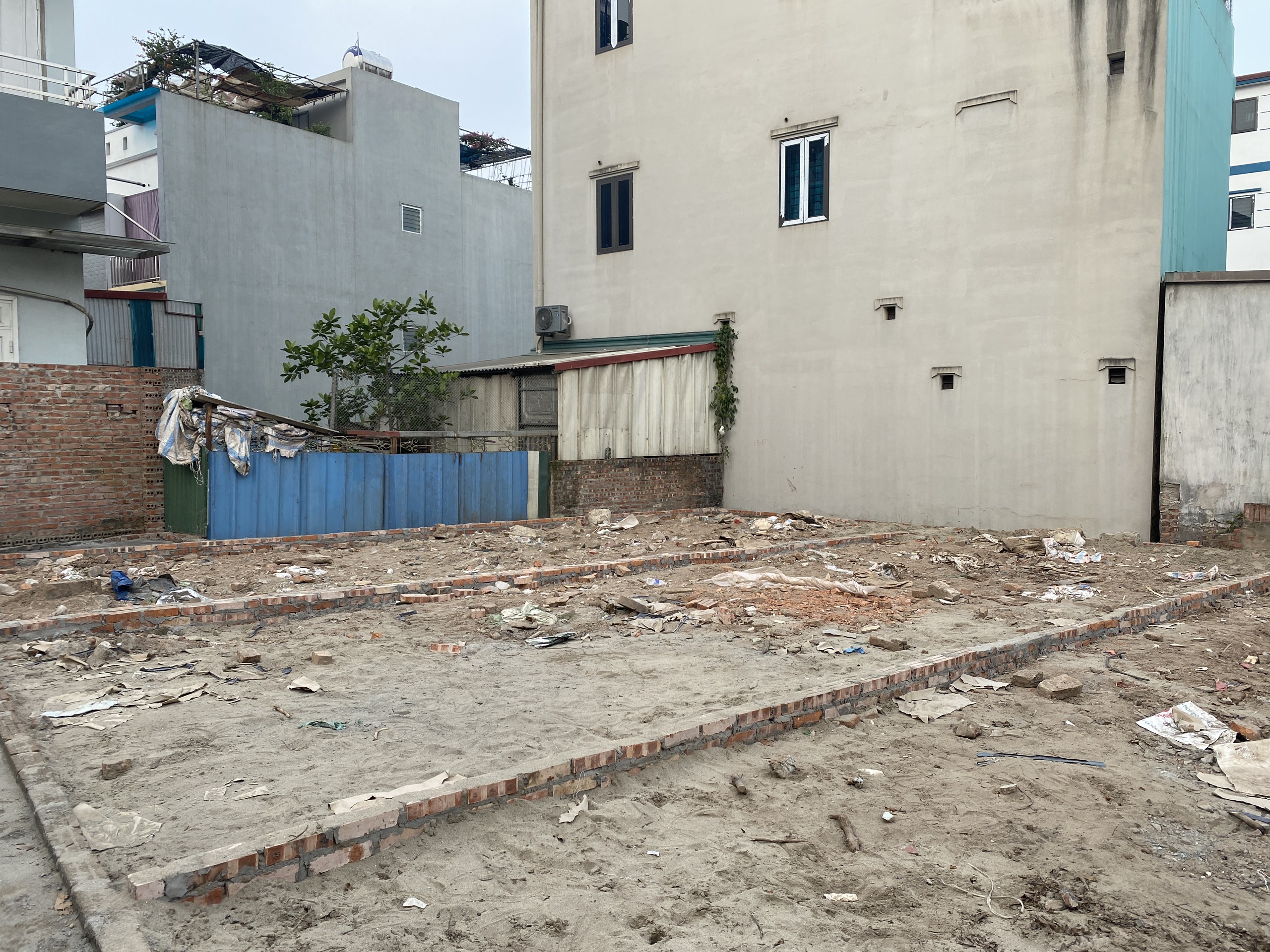 40m2 đất Cửu Việt ngay cạnh trục chính giá chỉ 2.x tỷ