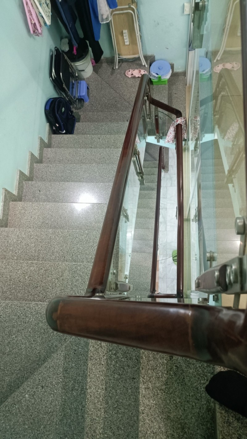 Bán nhà gần Lạc Long Quân, Tân Bình, 4.1x18, 3 tầng, cực ngon, chỉ 5 tỷ X