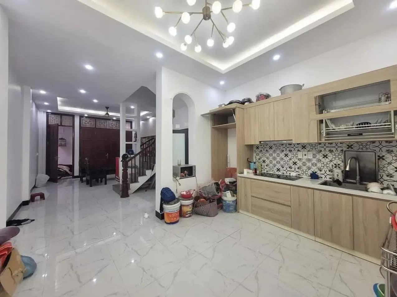 Bán nhà 5tầng gara ôtô 42m2 6.6tỷ khu Võng Thị, Trích Sài, Lạc Long Quân...Tây Hồ