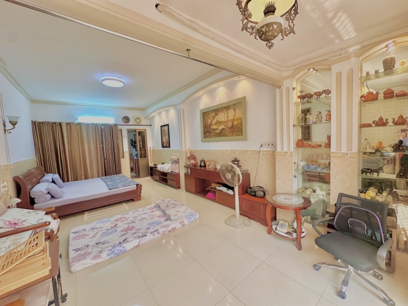 Bán nhà khu Vip Cư Xá Lữ Gia, Q11, 3 tầng, 4. x 14m, hẻm xe tải 8m, sổ vuông vức, giá chỉ 14.5 tỷ