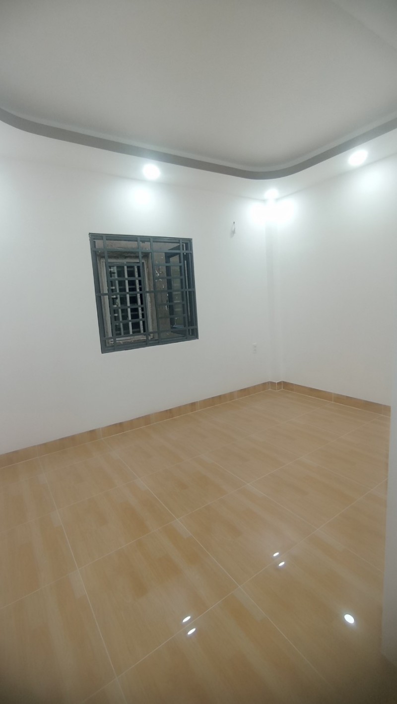 Bán nhà Nguyễn Tri Phương, Quận 10, 4x11, 5PN, cực tốt, chỉ 5 tỷ hơn