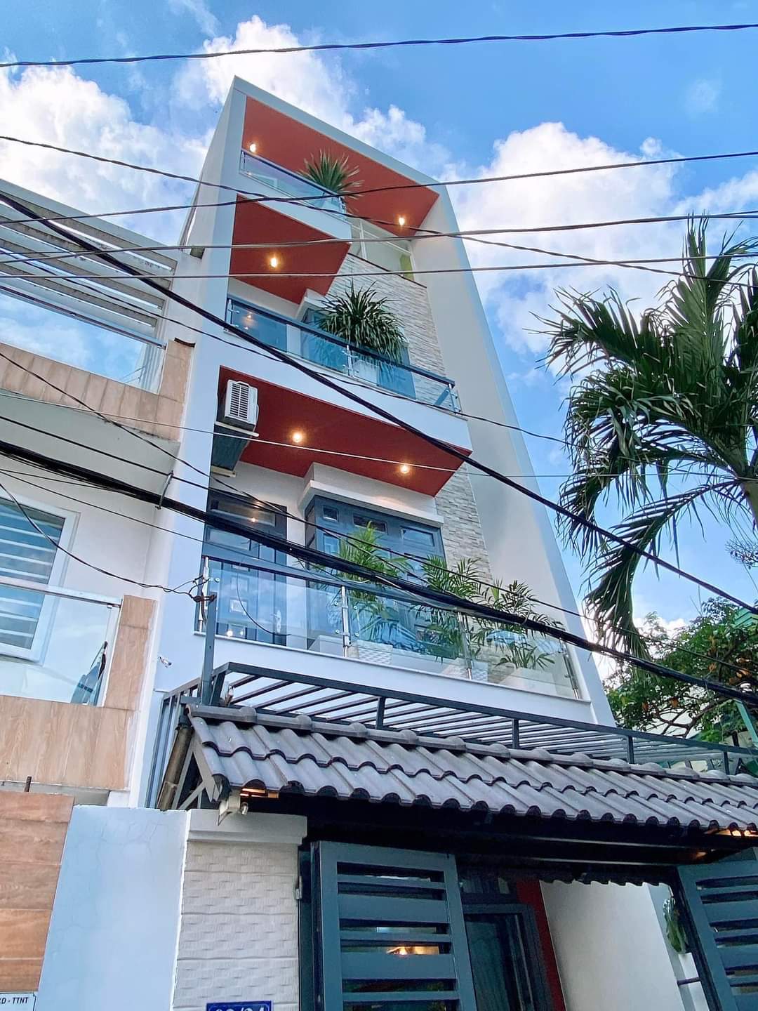 Cần bán nhà đẹp vô ở liền tại đường nguyễn Tư Giản, phường 12, Gò vấp, Hồ Chí Minh.