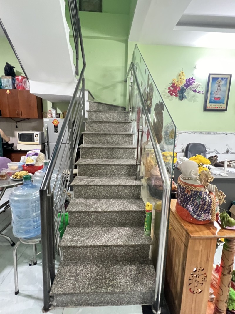 Bán nhà Tô Hiến Thành, Quận 10, 4.5x10, 4 tầng, rất đẹp, chỉ 5 tỷ X