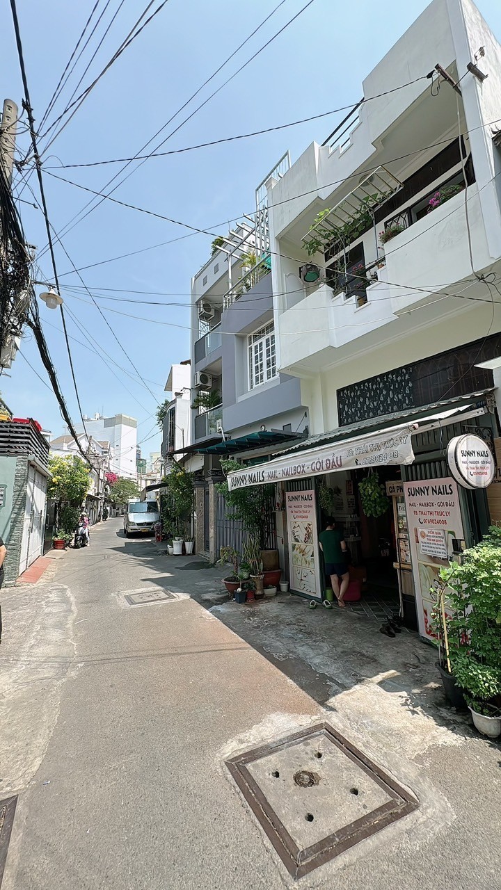 Bán nhà đường Tân Sơn Nhì Tân Phú 3 Tầng BTCT giá 6,2 tỷ