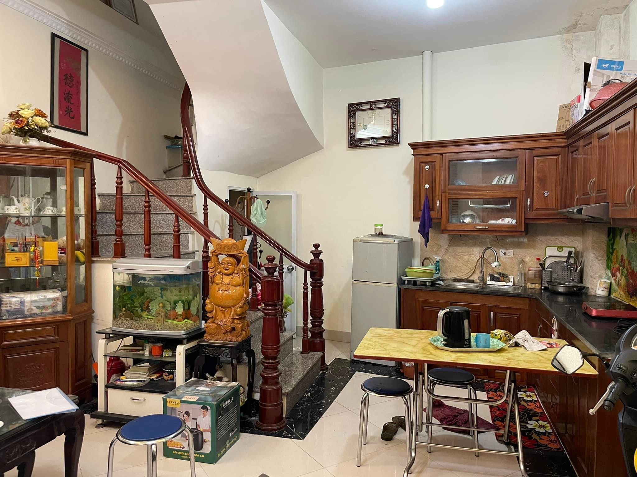 BÁN NHÀ BẠCH MAI HAI BÀ TRƯNG - 40M 5T MT 4.8M - CHỈ 3.28 TỶ SĐCC NỞ HẬU GẦN CHỢ MƠ TƯƠNG LAI SÁNG NGỜI