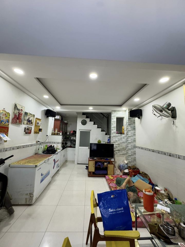 5 PHÚT RA AEONMALL 5 TẦNG MẶT TIỀN KD ĐƯỜNG 5M NHỈNH 3 TỶ