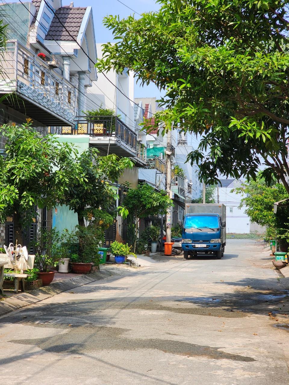 Bán NHÀ HXH MỚI Ở LIỀN 3 tầng 80.5m2 sát khu dân cư An Sương chỉ 5.x tỷ