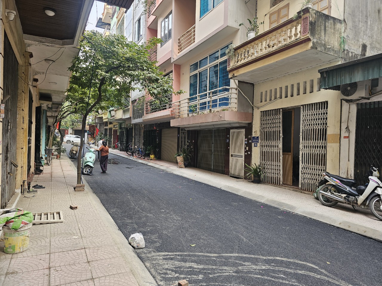 HIẾM - HỒ TÙNG MẬU - NHÀ PHÂN LÔ - LÔ GÓC OTO TRÁNH DỪNG - KINH DOANH