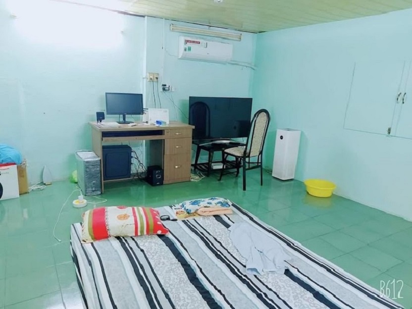 Bán nhà hẻm xe tải, Lạc Long Quân, Tân Bình, 4.9x15, chỉ 4 tỷ hơn