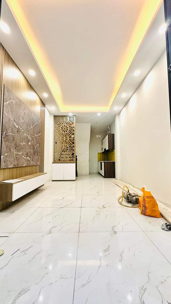 NGÕ QUỲNH TRUNG TÂM HAI BÀ - NGÕ THÔNG NHIỀU NGẢ - KHU VỰC DÂN TRÍ CAO