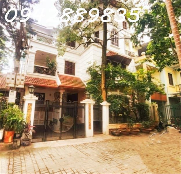 bán cực gấp, nhà biệt thự, Dịch Vọng, Cầu Giấy, DT270m2 MT20m, phân lô, oto tránh, an sinh đỉnh