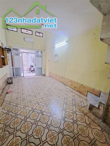 B.Nhà Khương Trung – Thanh Xuân, 3Tầng, DT 36m2, Ôtô, Giá: Nhỉnh 5tỷ