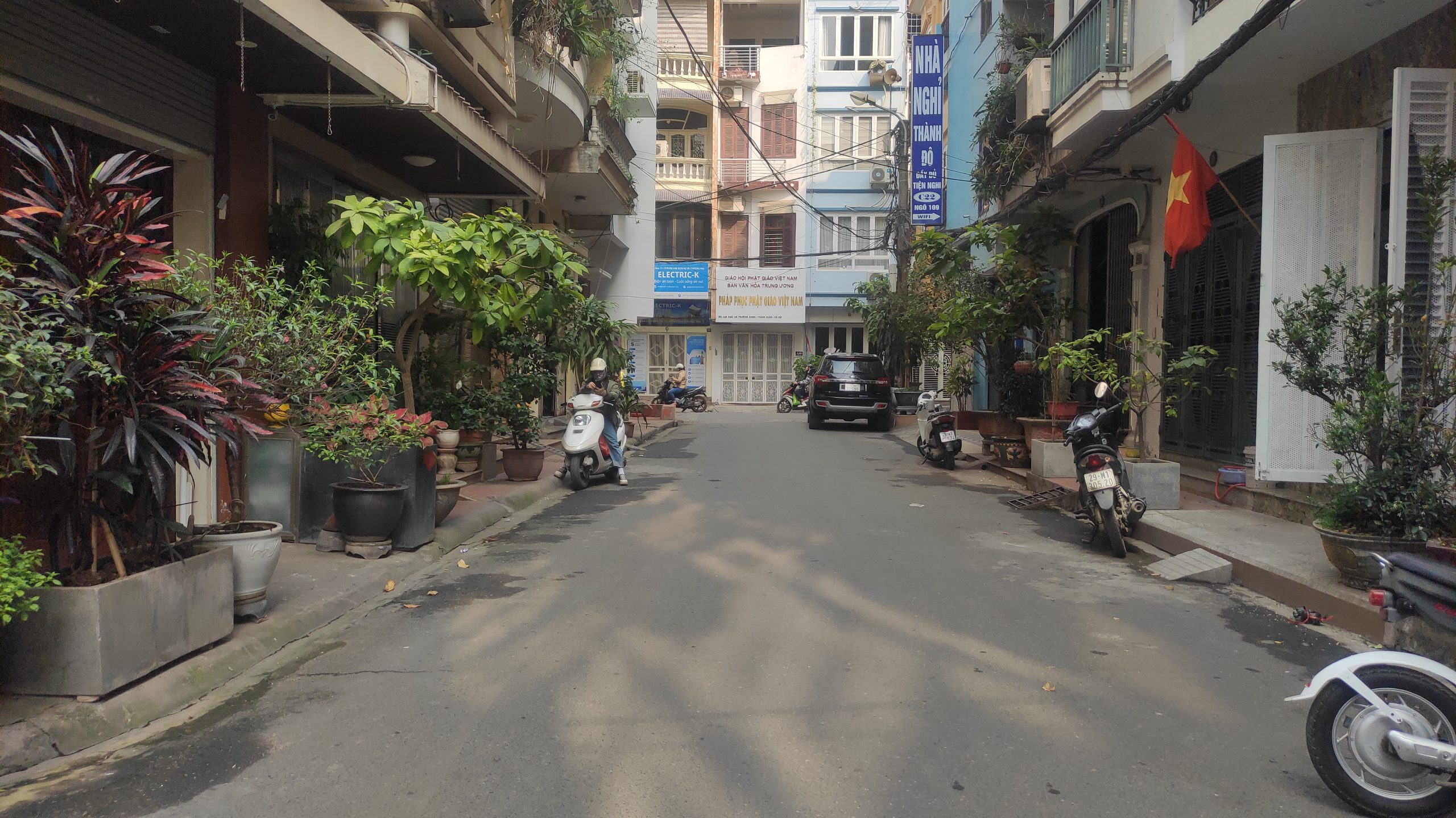 Bán Nhà Hoàng Văn Thái Sự Lựa Chọn Hoàn Hảo cho Gia Đình và Kinh Doanh Văn Phòng