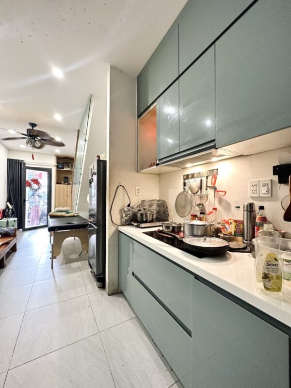 Bán nhà phố Quận Phú Nhuận Đường Nguyễn Lâm - 1 Trệt, 1 Lầu, Sân Thượng SHR chính chủ giá chỉ 4.5 tỷ