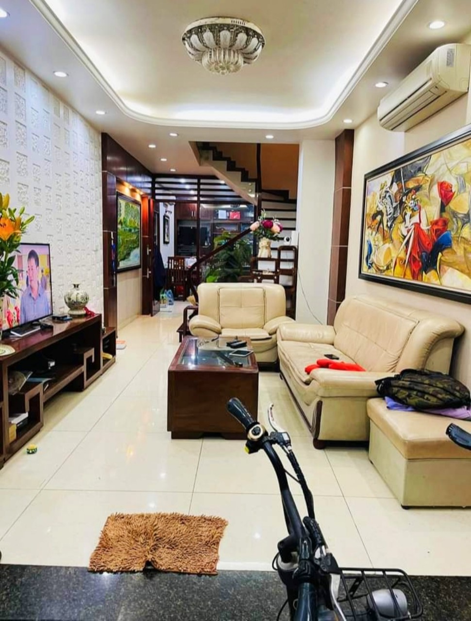 Nhà ngõ thông Phạm Tuấn Tài Cầu Giấy, khu phân lô, vỉa hè, ô tô, ở sướng 48m*5T