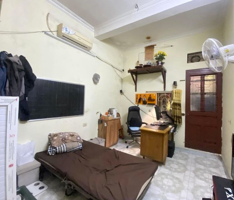 Mặt ngõ Minh khai- Hai Bà Trưng Nhà 3Tầng Kinh doanh sầm uất, 4.7 tỷ