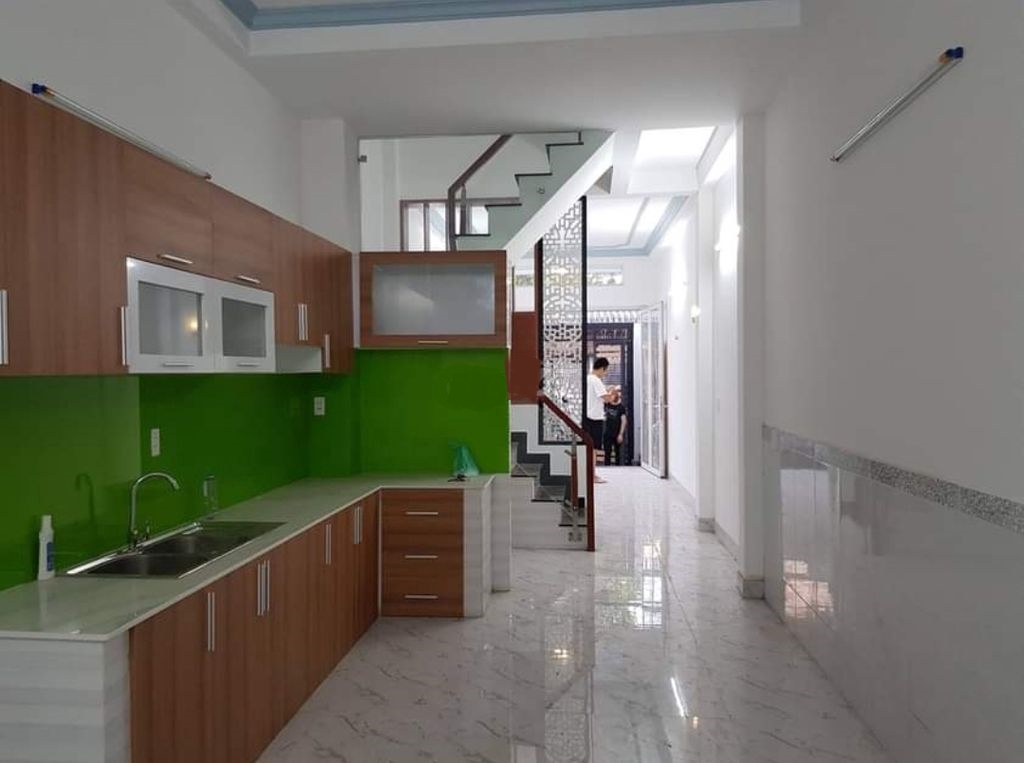NHÀ 4 TẤM HẺM XE HƠI CMT8 - 4x18m - 3 PHÒNG