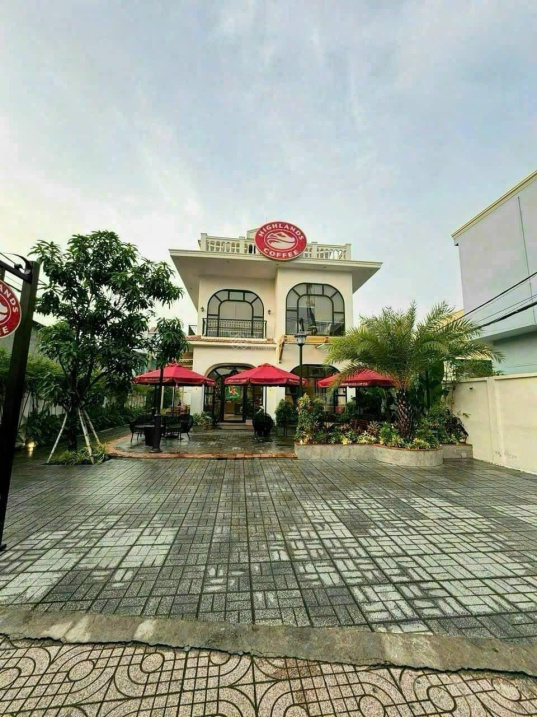 Bán biệt thự mặt tiền Võ Thị Sáu Quận 3 để đi nước ngoài ở - DT 23x23m - giá 200 tỷ