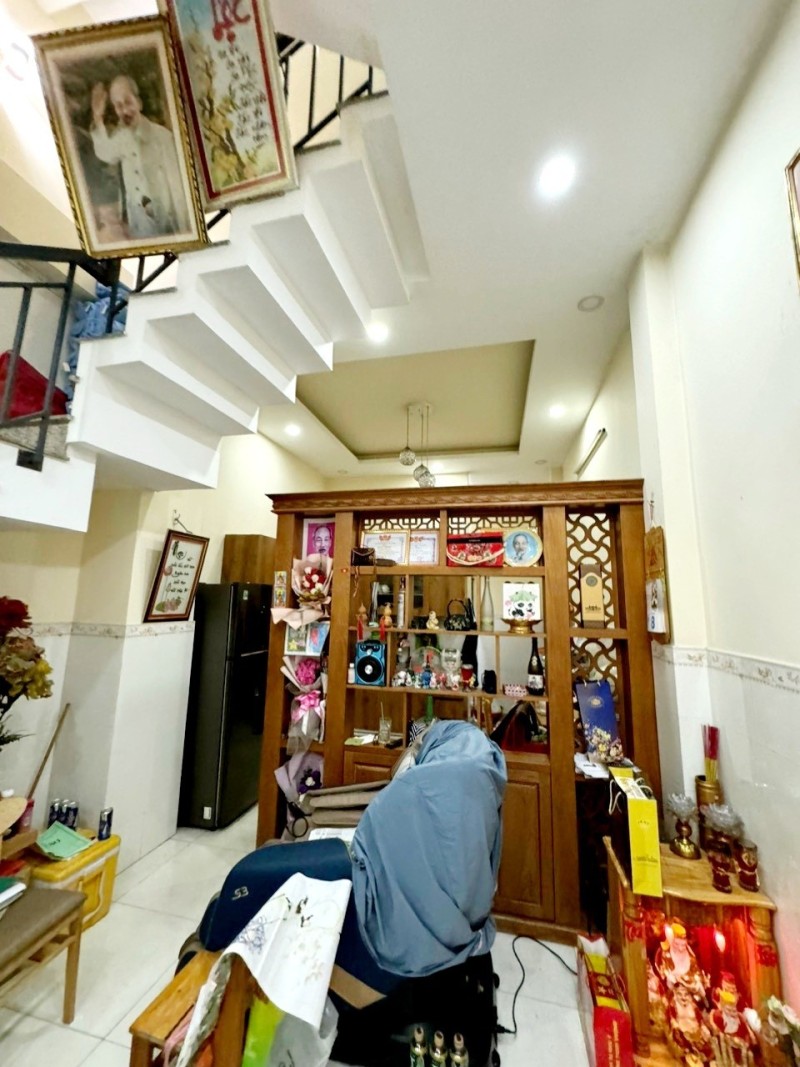 Bán Nhà Tân Kỳ Tân Quý, Bình Hưng Hòa, Bình Tân, 52m2 ( 4m x 13m ), 3 Tầng Đẹp, Hẻm 6m, Chỉ 4,4 Tỷ