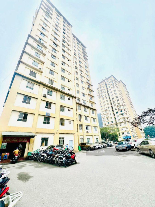 Bán căn hộ tòa B6B Nam Trung Yên, Cầu Giấy, 64m2, 2 ngủ, 2 ban công, giá 3.6 tỷ