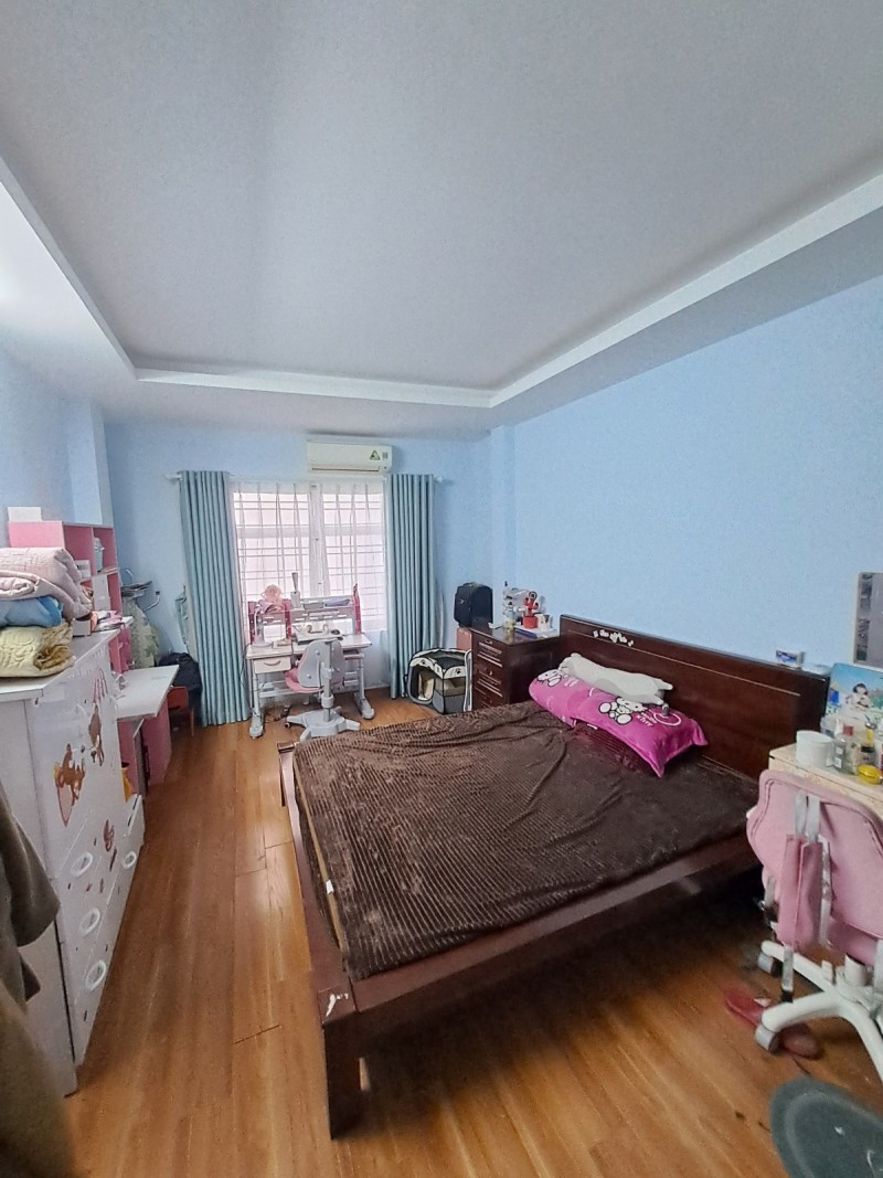 Bán nhà Xã Đàn 35m2 x 4 tầng, ngõ rộng, thông tứ tung, 4 tỷ