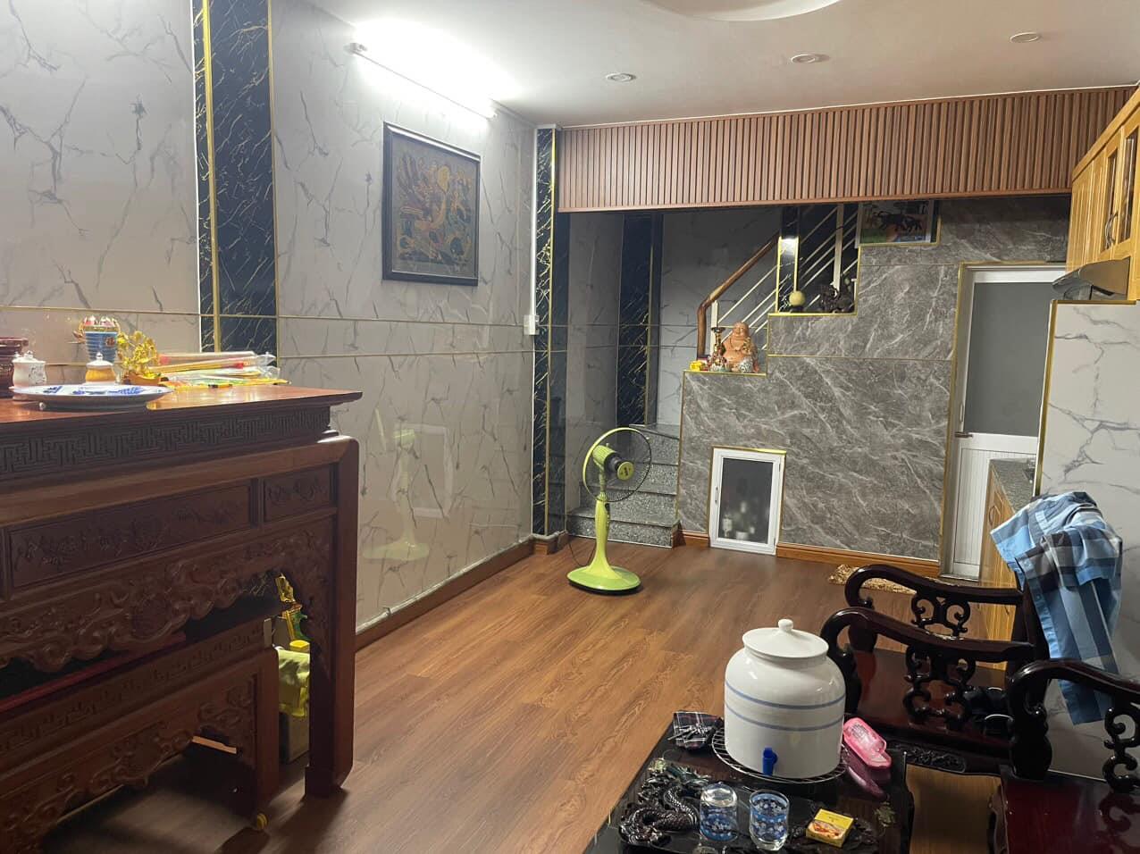 NHÀ 3 TẦNG FULL NỘI THẤT-26M2 CHỈ NHỈNH 3 TỶ ĐƯỜNG NGUYỄN THÁI BÌNH.