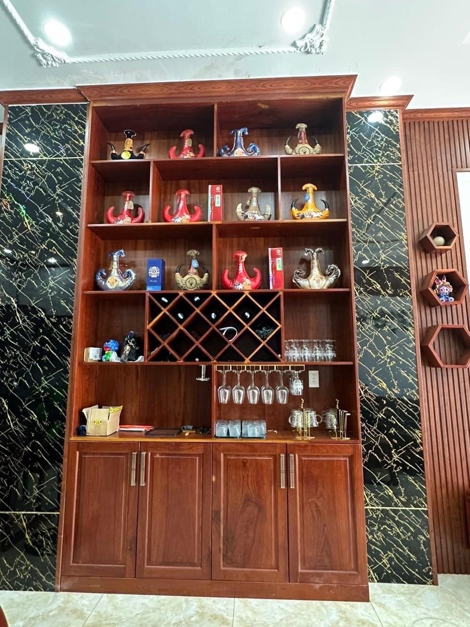 Bán Gấp Nhà Riêng Thủ Đức Hồ Chí Minh, HXH, DT 5x19m, 3T, Nhà Đẹp, Ở Ngay Nhỉnh 6tỷ