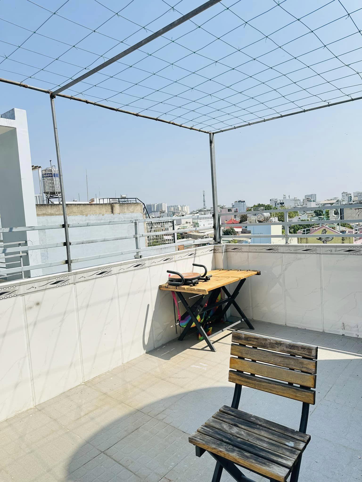 Bán Gấp Nhà Riêng, Ngay Giga Mall, Phạm Văn Đồng, Thủ Đức, HXH, DT 4x21m, 3T, Nhỉnh 6 Tỷ