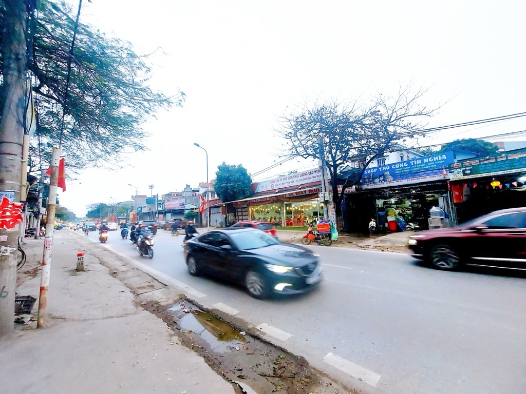 NHỈNH 6 TỶ - HÀNG HIẾM HÀ ĐÔNG - VỊ TRÍ ĐẸP - MẶT TIỀN RỘNG - SỔ VUÔNG HOA HẬU