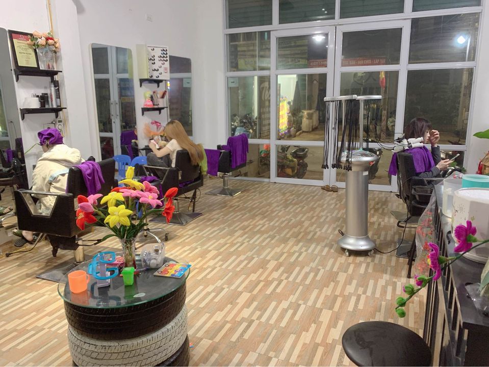 CẦN SANG NHƯỢNG LẠI SALON HOẠT ĐỘNG 2 NĂM