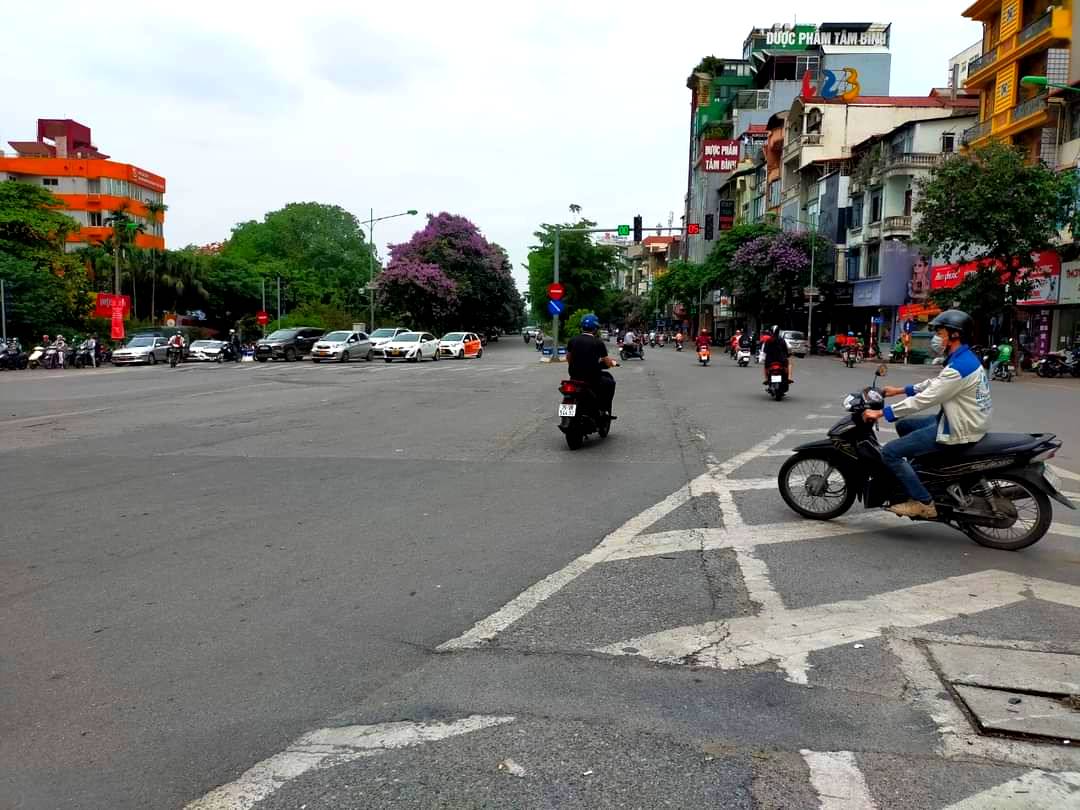 Bán Nhà Phố Kim Mã Quận Ba Đình. 55m Mặt Tiền 4.6m Nhỉnh 28 Tỷ. Cam Kết Ảnh Thật Mô Tả Chính Xác. Chủ Muốn Bán Nhanh.