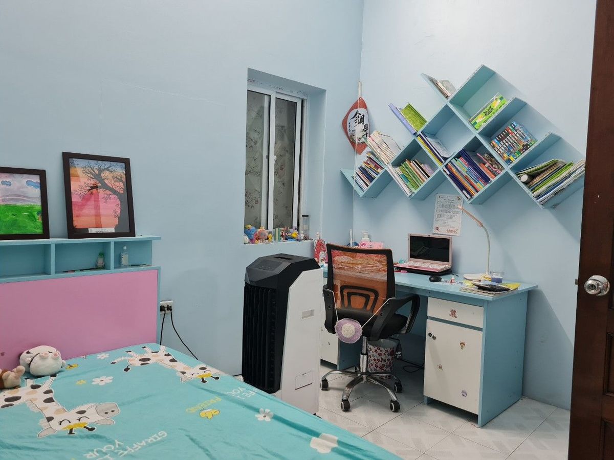 Bán Nhà Hoàng Văn Thái. Thanh Xuân. . DT 42m2. MT 4m. 4 Tầng. Giá 7,08 Tỷ.