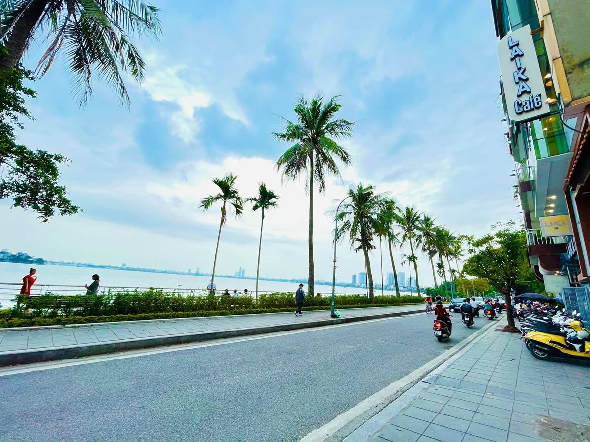 Siêu rẻ-biệt thự quận Tây Hồ-lô góc-2 mặt ngõ-đẹp lung linh-view Hồ Tây-97m*5T-chỉ 20 tỷ