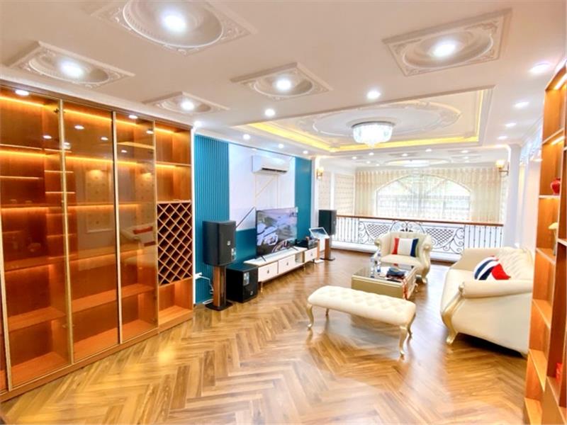 BÁN NHÀ NGUYỄN SƠN, BỒ ĐỀ LONG BIÊN 57 M 5 TẦNG 10,8 TỶ HOA HẬU.