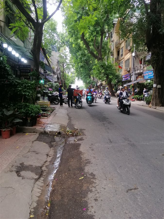 Bán Nhà Mặt Phố Hoàng Hoa Thám Quận Ba Đình. 118m Nhỉnh 40 Tỷ. Cam Kết Ảnh Thật Mô Tả Chính Xác. Chủ Muốn Thanh Khoản