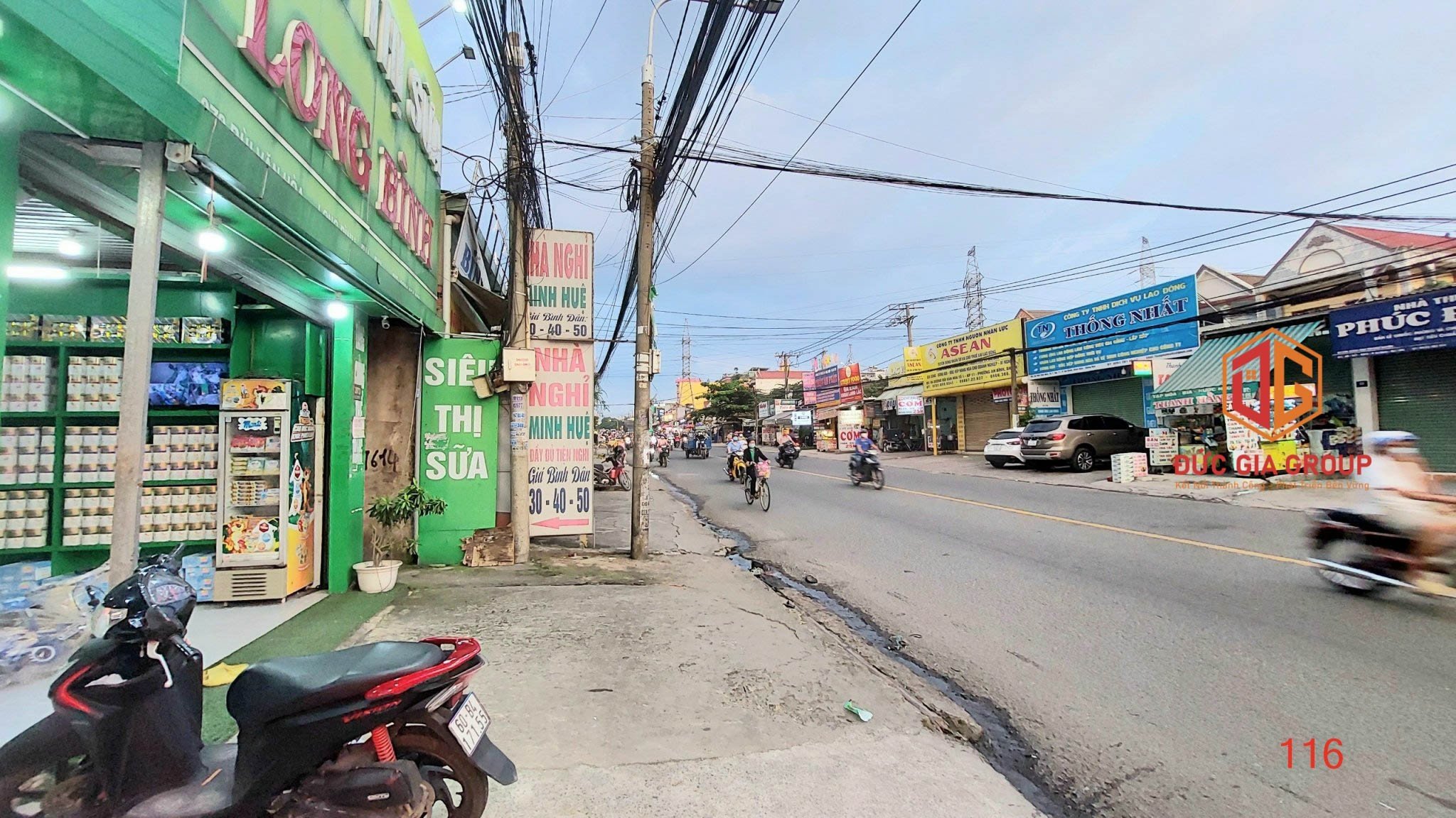 Bán nhà Mặt Tiền Bùi Văn Hoà, ngay đối diện cổng KCN 2 giá siêu tốt