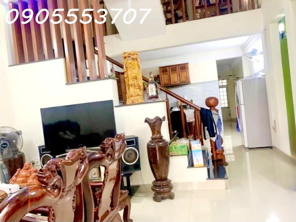 GẤP BÁN Nhà 3 tầng 100m2, Dt:100m2 đường 5,5m gần TT Thể Thao Q. Sơn Trà, Đà Nẵng, chỉ 5,5 tỷ