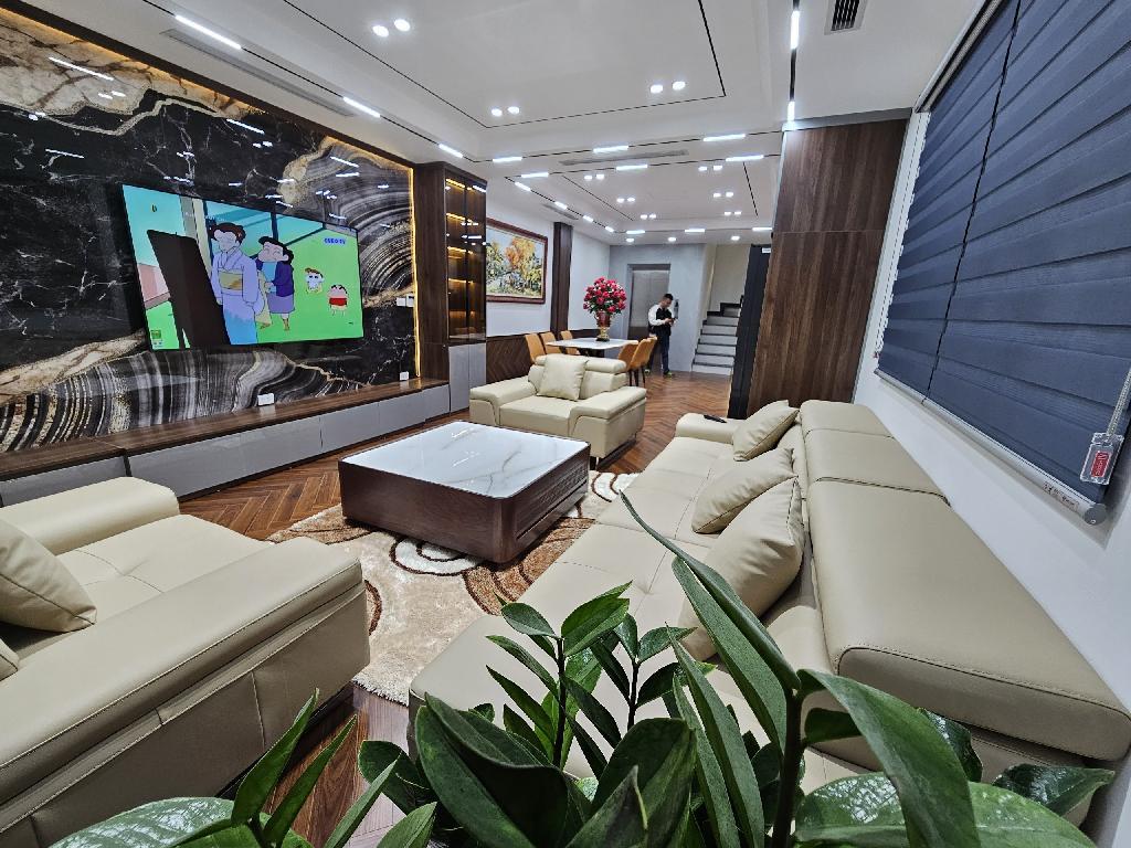 BÁN NHÀ ĐÀM QUANG TRUNG, LONG BIÊN 66M - 6 TẦNG LÔ GÓC HIẾM.